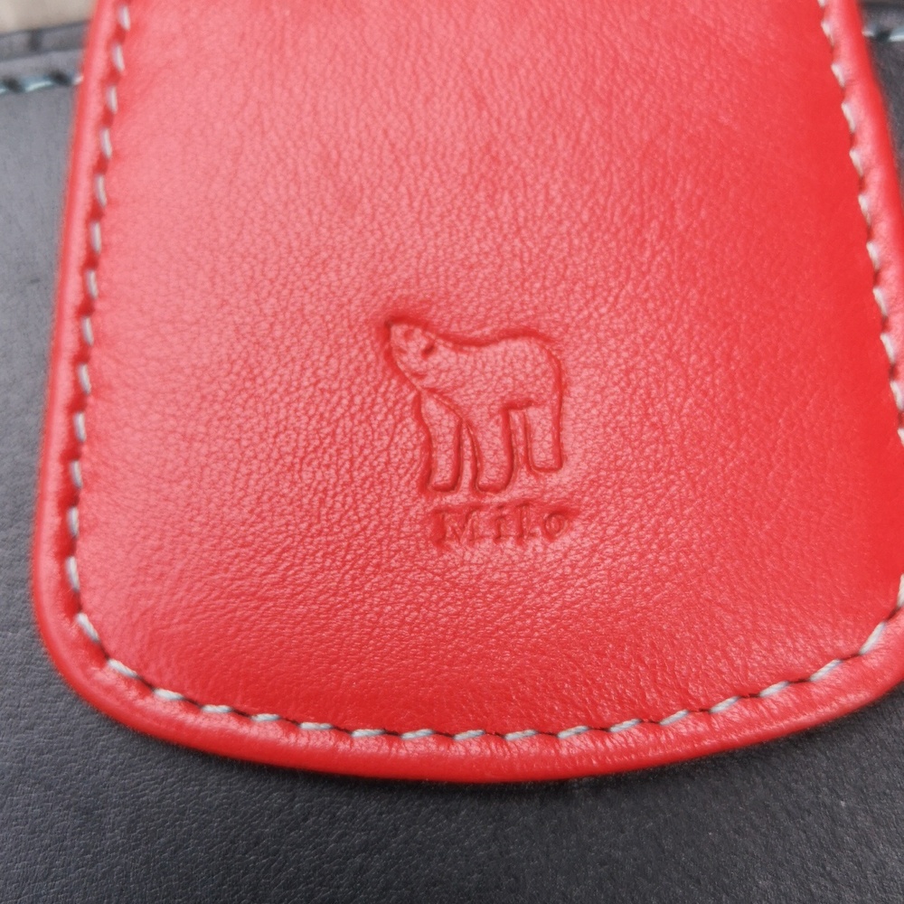 Women's Black and Red Leather Wallet - Picture 2 of 12